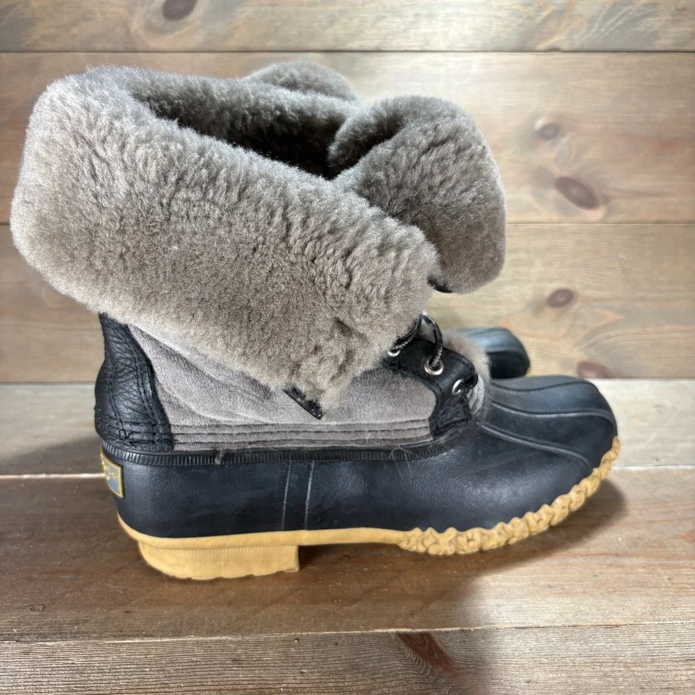 LL Bean duck Boots Womens size 10 shoes Gray Shearling Suede Duck snow